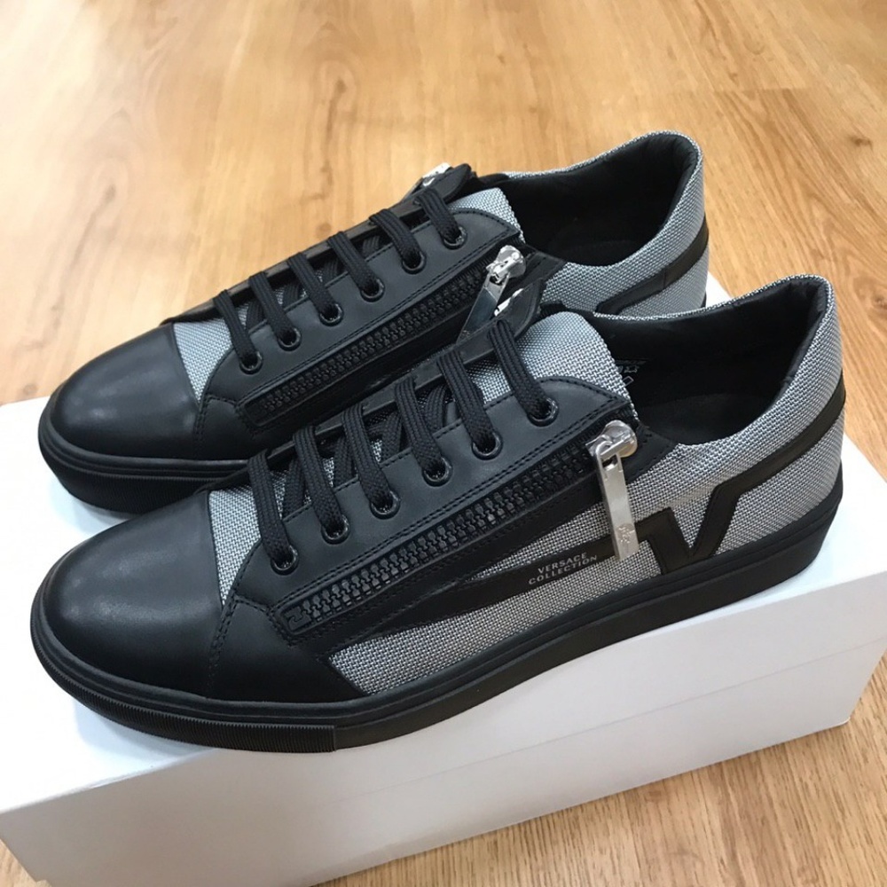 NWT Versace Men sneakers low top